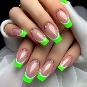 Neon French Nägel