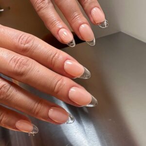 Transparent French Nägel